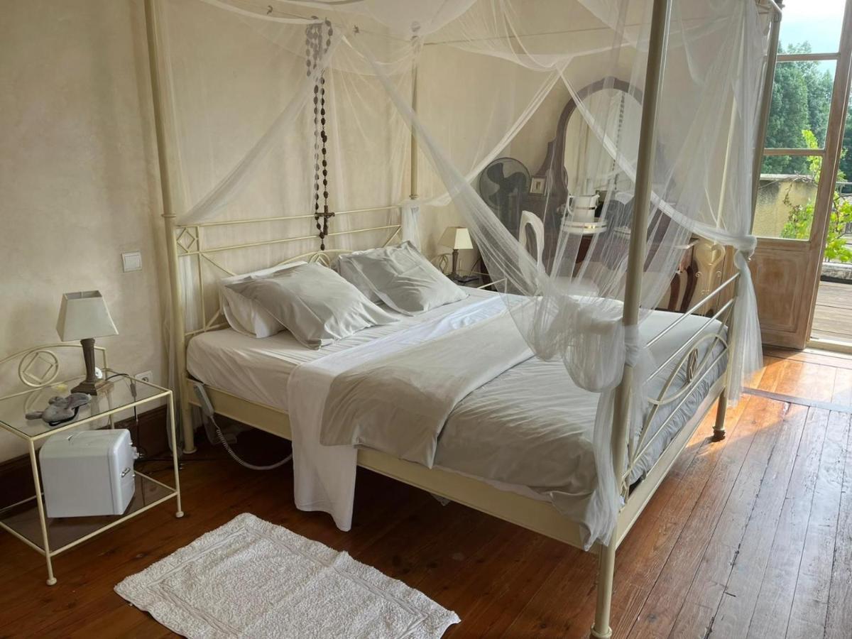 Bed and Breakfast En Bord De Riviere Casseneuil Zewnętrze zdjęcie